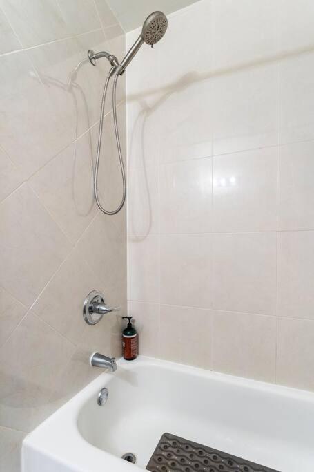 Ruby Suites 2A Newark Kültér fotó
